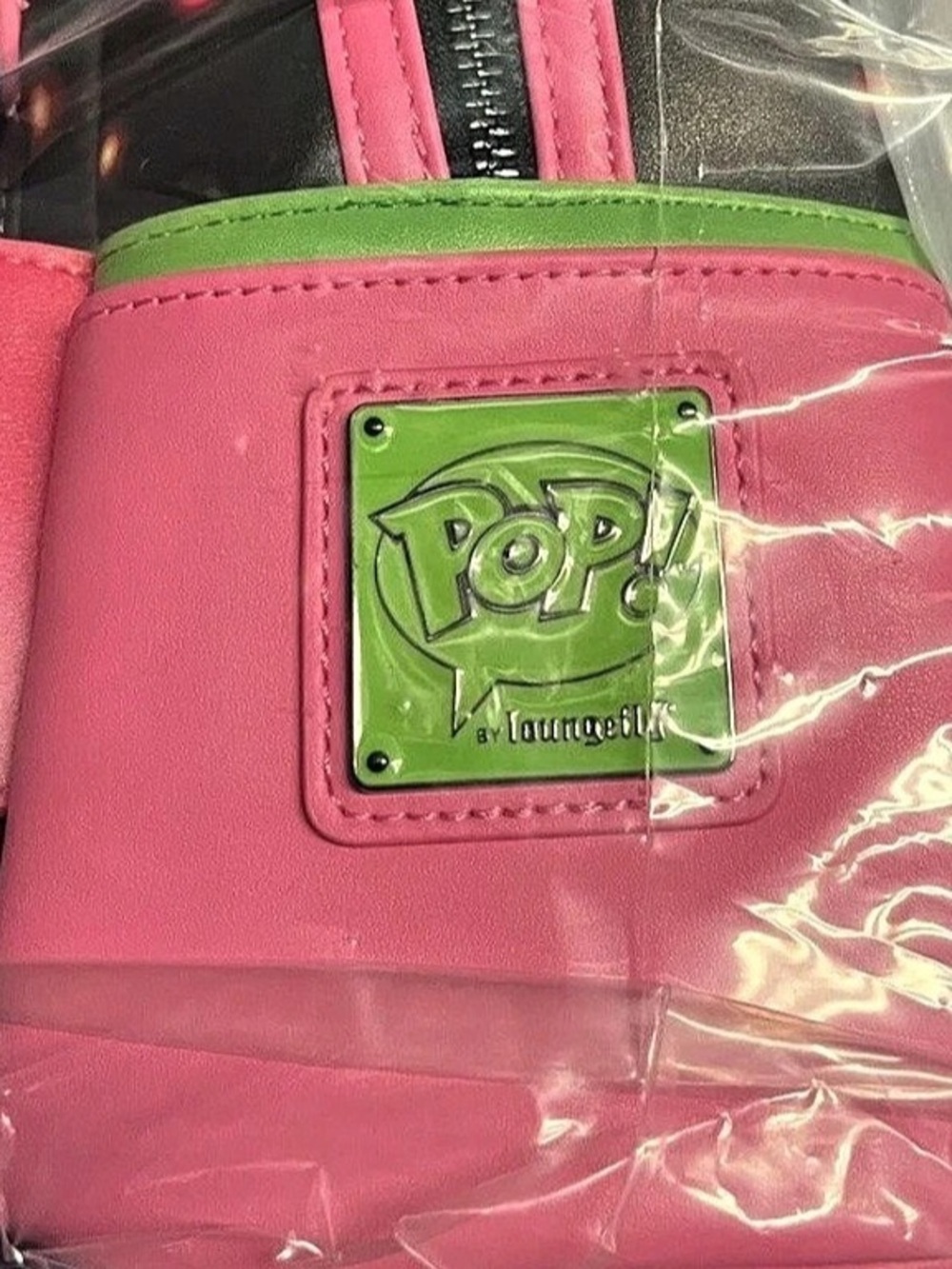 Loungefly NYCC 2023 Exclusive Oogie Boogie Neon Cosplay Glow in the Dark Backpac - Picture 8 of 10